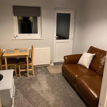 Cosy 1 Bed Home @Stevenage Bagian luar foto