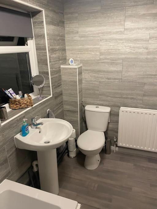 Cosy 1 Bed Home @Stevenage Bagian luar foto